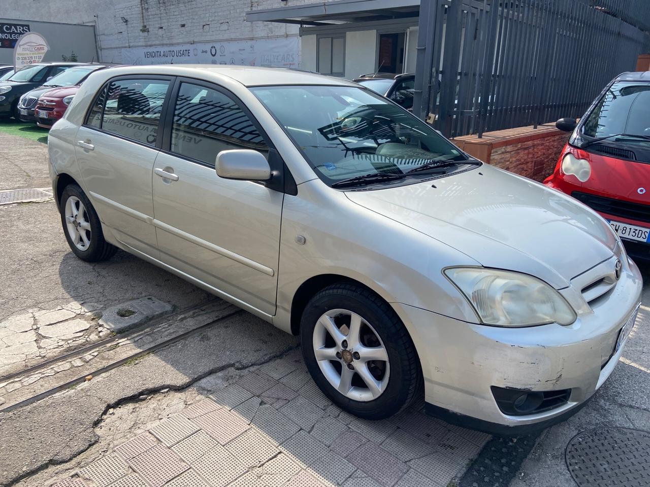 Toyota corolla 1,8 16V Sol
