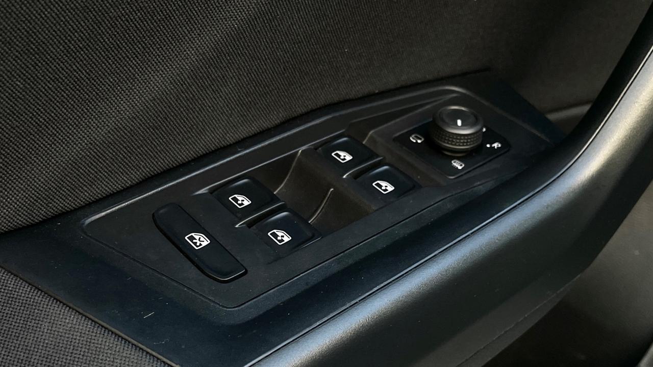 VOLKSWAGEN T-ROC 2.0 TDI SCR DSG STYLE 150CV - FULL LED, VIRTUAL COCKPIT,