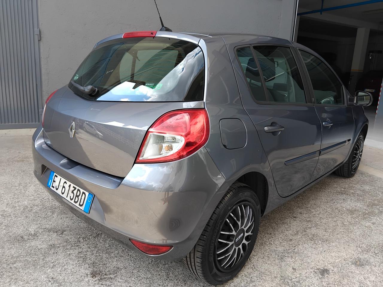 Renault Clio 1.2 benzina garanzia