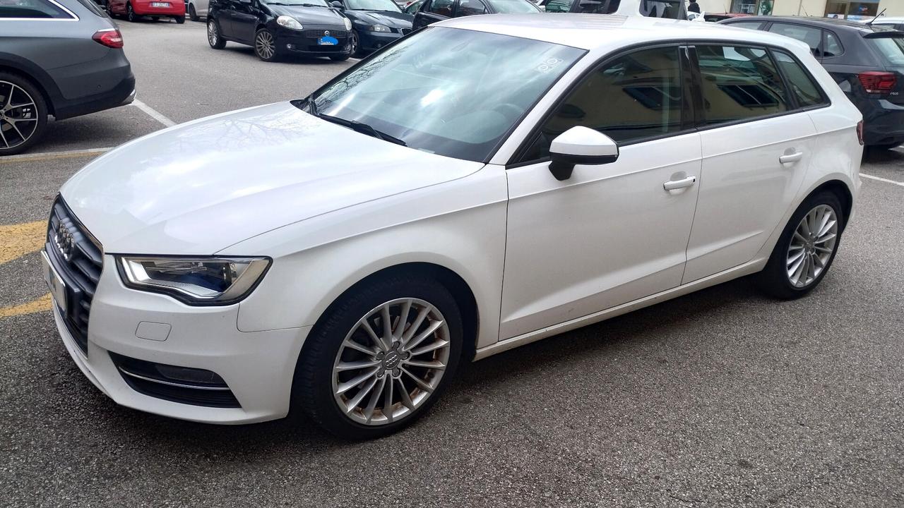 Audi A3 SPB 1.6 TDI clean diesel Business NEOPATENTATI