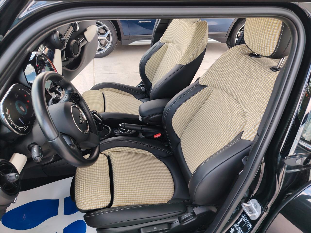 Mini Cooper 1.5 5 Porte