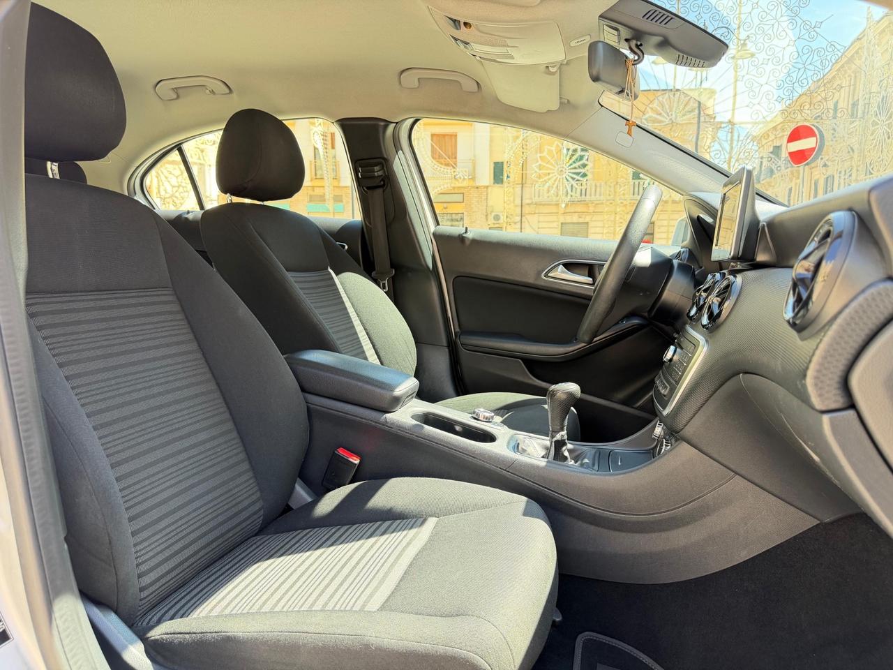 MERCEDES-BENZ A 180 D SPORT 1.5 109 CV