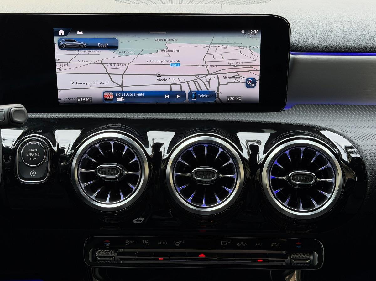 New Mercedes Classe A 220 4Matic Premium AMG Night Edition 190CV