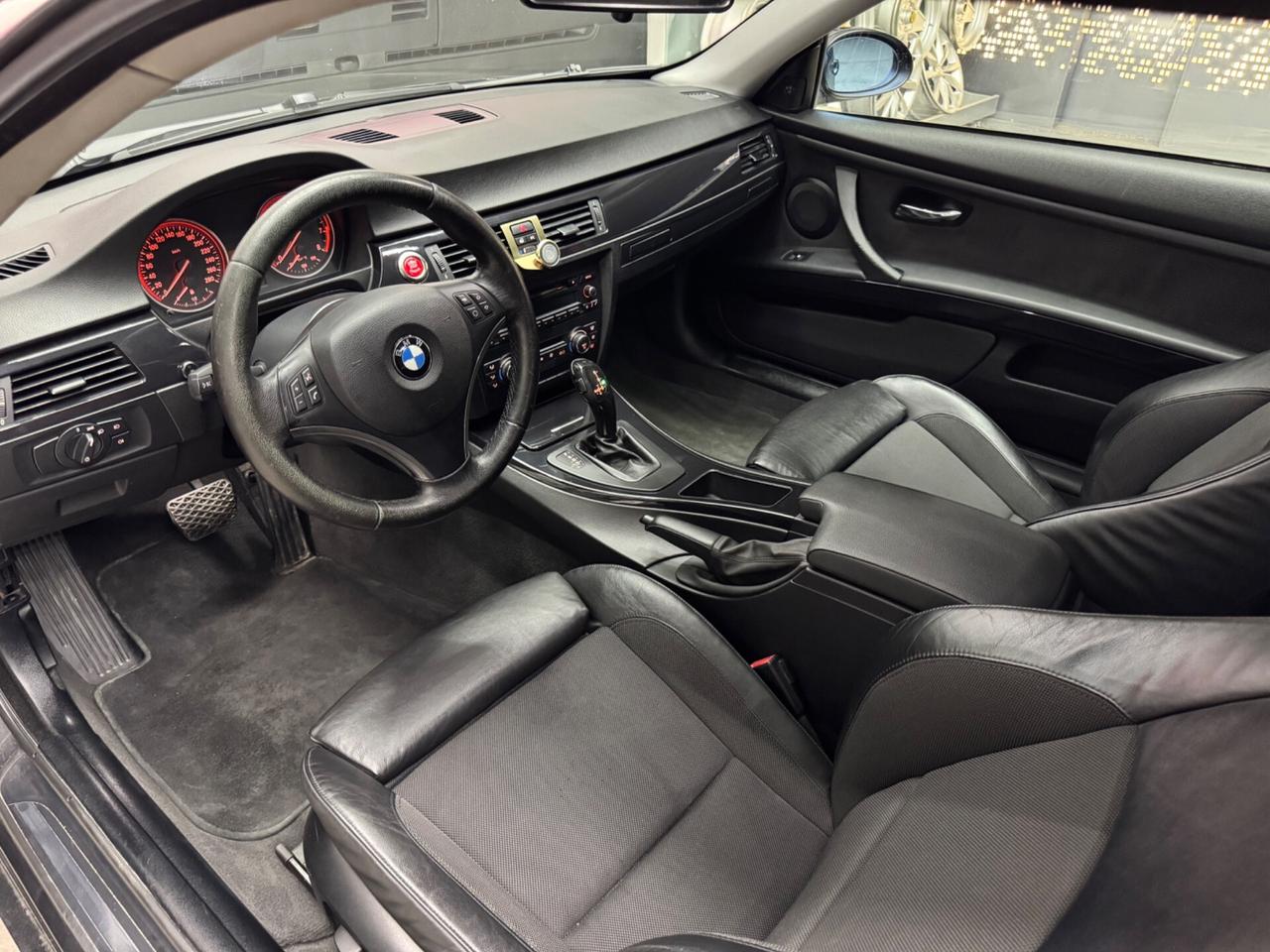 Bmw Serie 3 E92 325i Coupé Msport