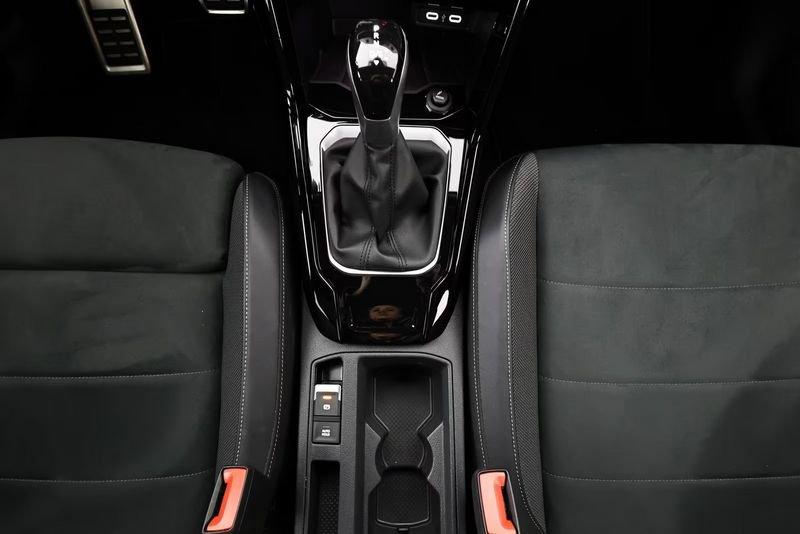 Volkswagen T-Roc 2.0 TDI SCR 150 CV DSG R-Line Navi Led Camera