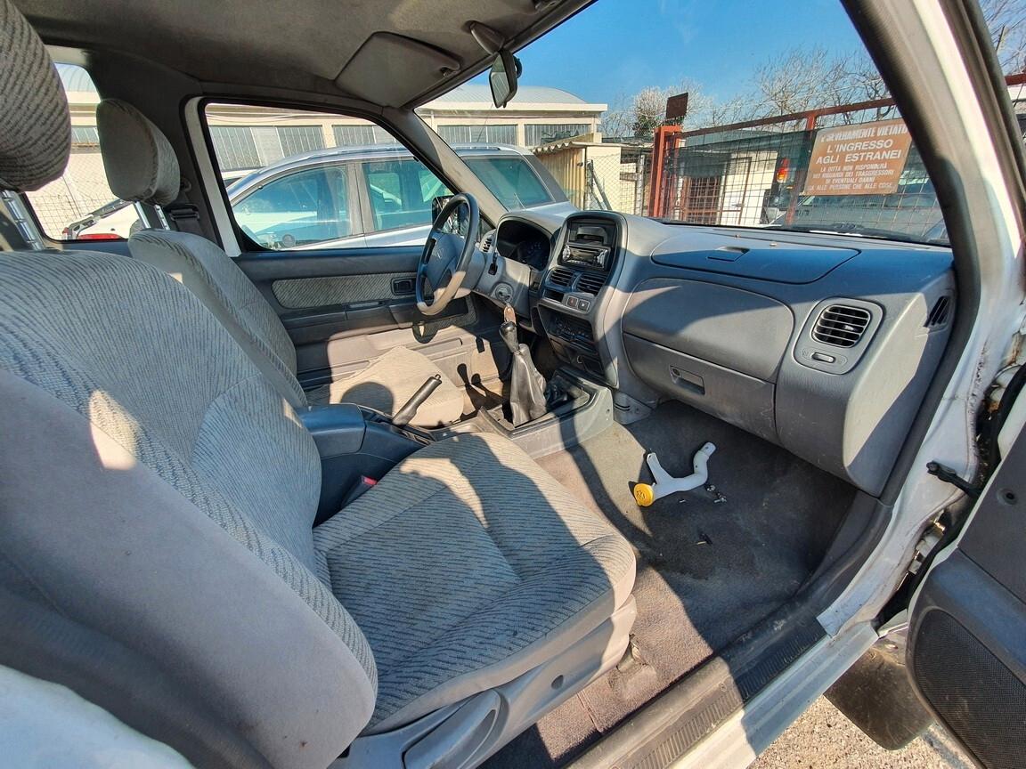 Nissan Navara (D22) 2.5 TD 103CV 4WD Cab. Singola