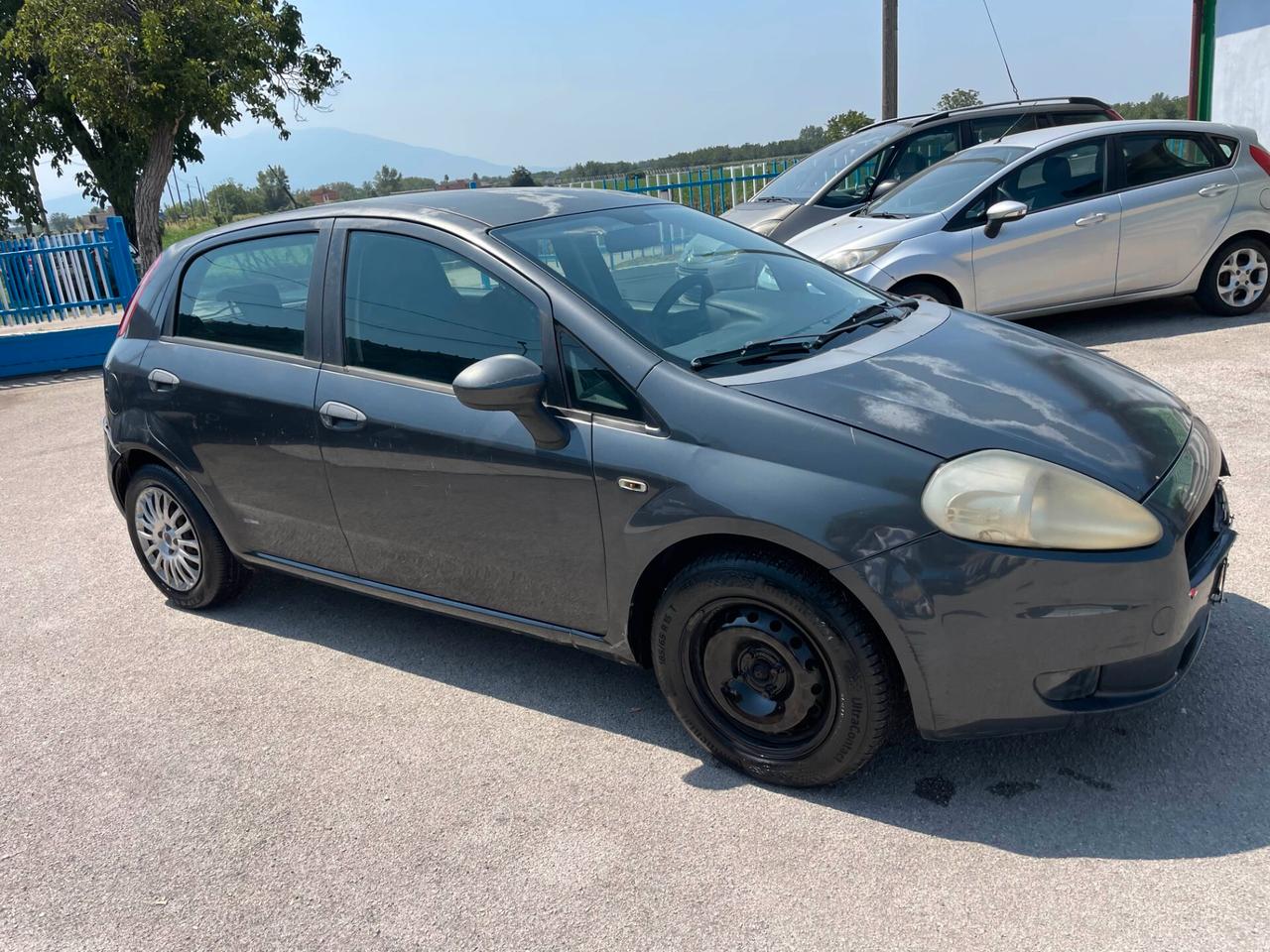 Fiat Grande Punto 1.3 MJT 75 CV 5 porte Dynamic