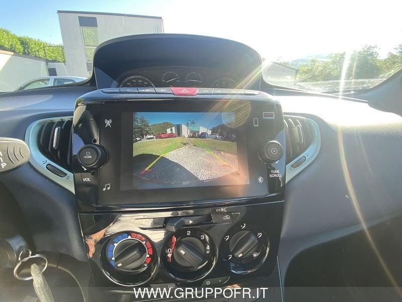 Lancia Ypsilon Ypsilon 1.0 FireFly 5 porte S&S Hybrid Platino