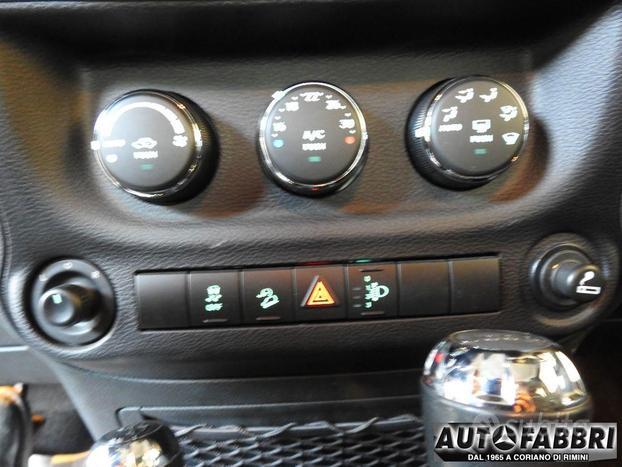 JEEP - Wrangler - Unlimited 2.8 CRD Sahara AUT-