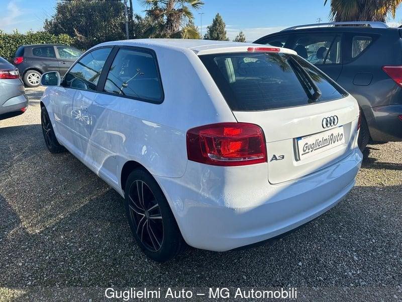 Audi A3 1.6 TDI 105 CV CR Ambition