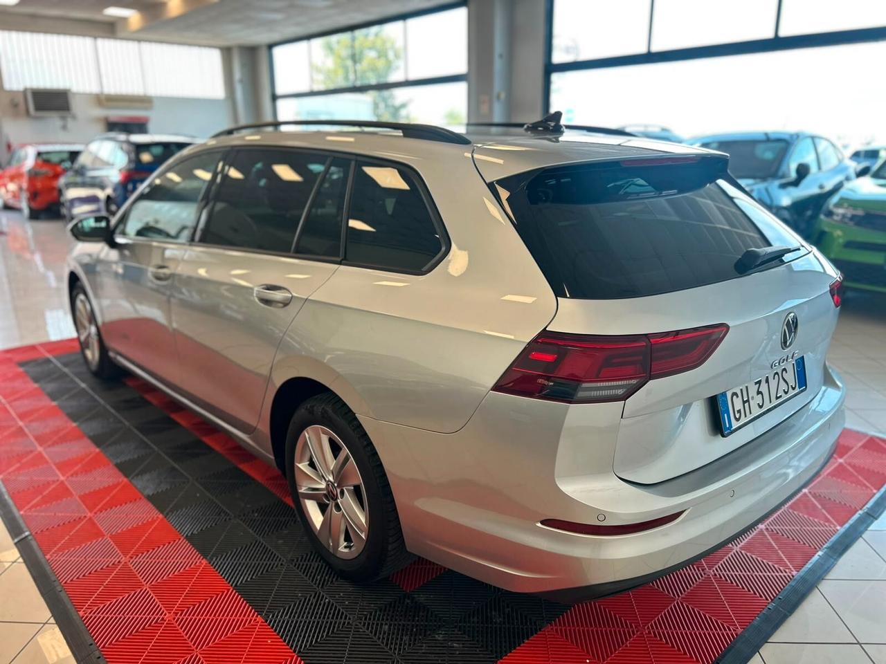 Volkswagen Golf Variant 2.0 TDI SCR DSG Life