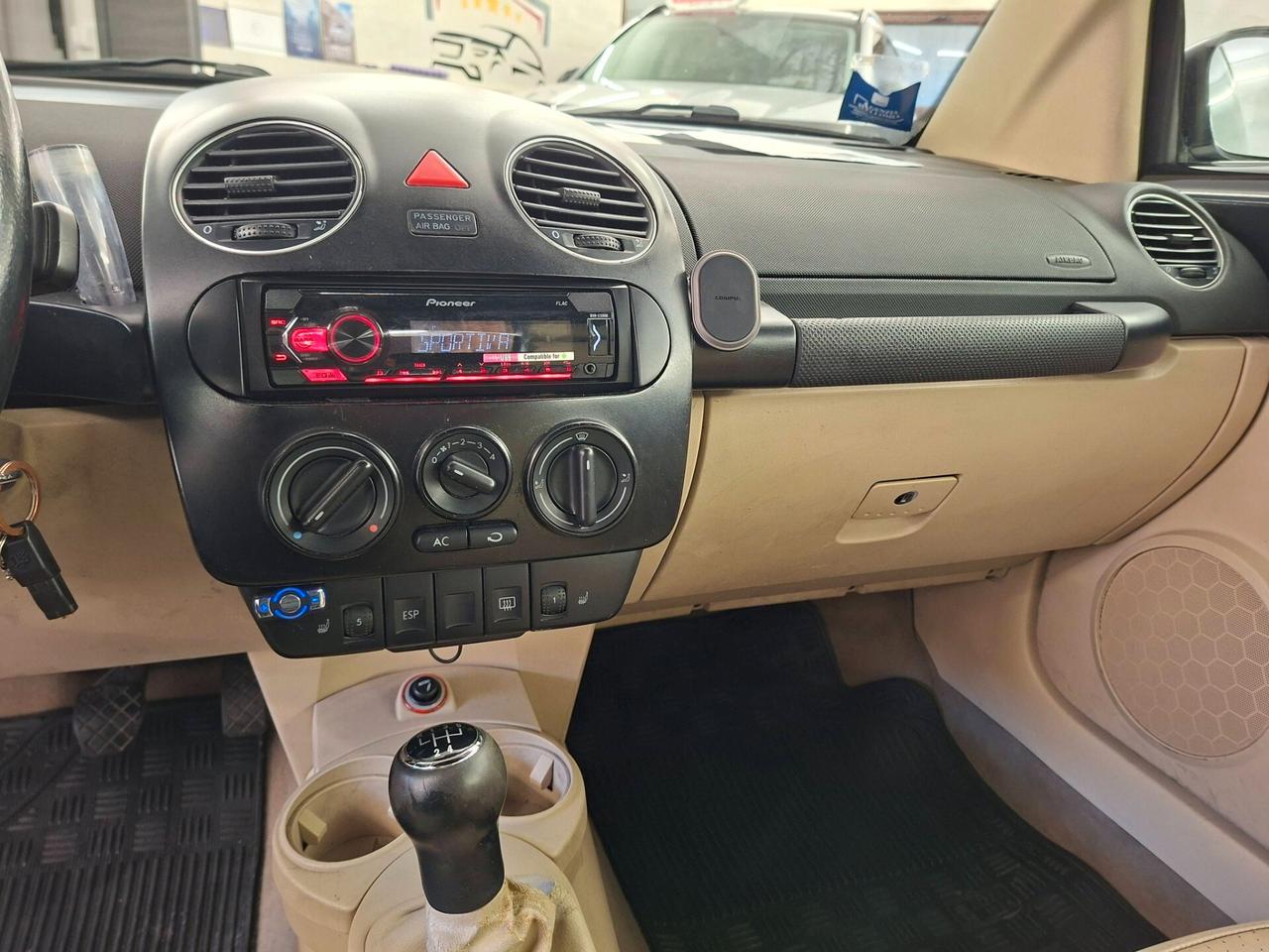 Volkswagen New Beetle 1.9 TDI 105CV Cabrio