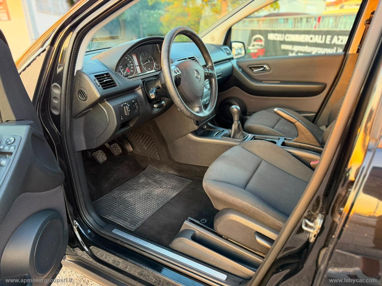 MERCEDES-BENZ A 160 BlueEFFICIENCY Special Edition