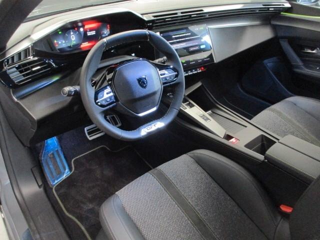 Peugeot 308 BlueHDi 130 S&S EAT8 GT