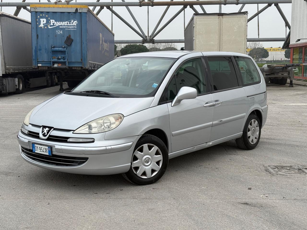 Peugeot 807 2.0 HDi FAP SV