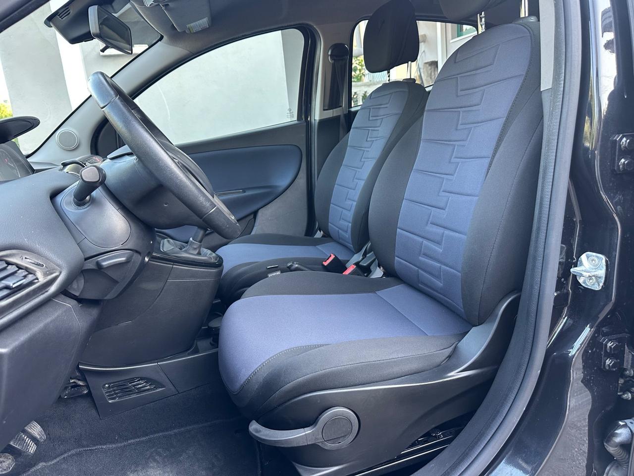 Lancia Ypsilon 1.2 69 CV 5 porte GPL Ecochic Platinum