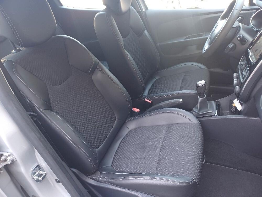 Renault Clio dCi 8V 75 CV 5 porte Moschino Zen