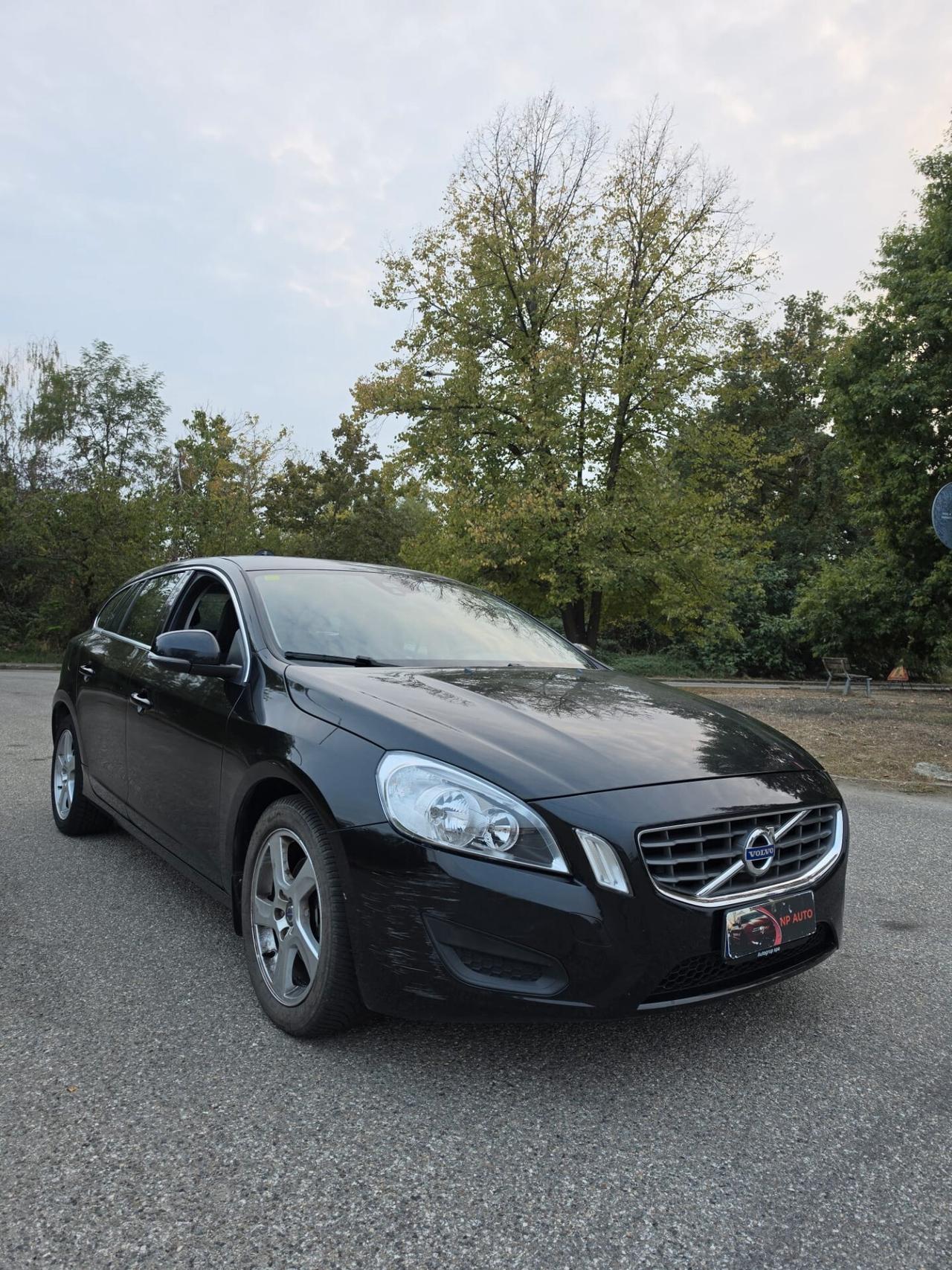 Volvo V60 D3 Geartronic Summum