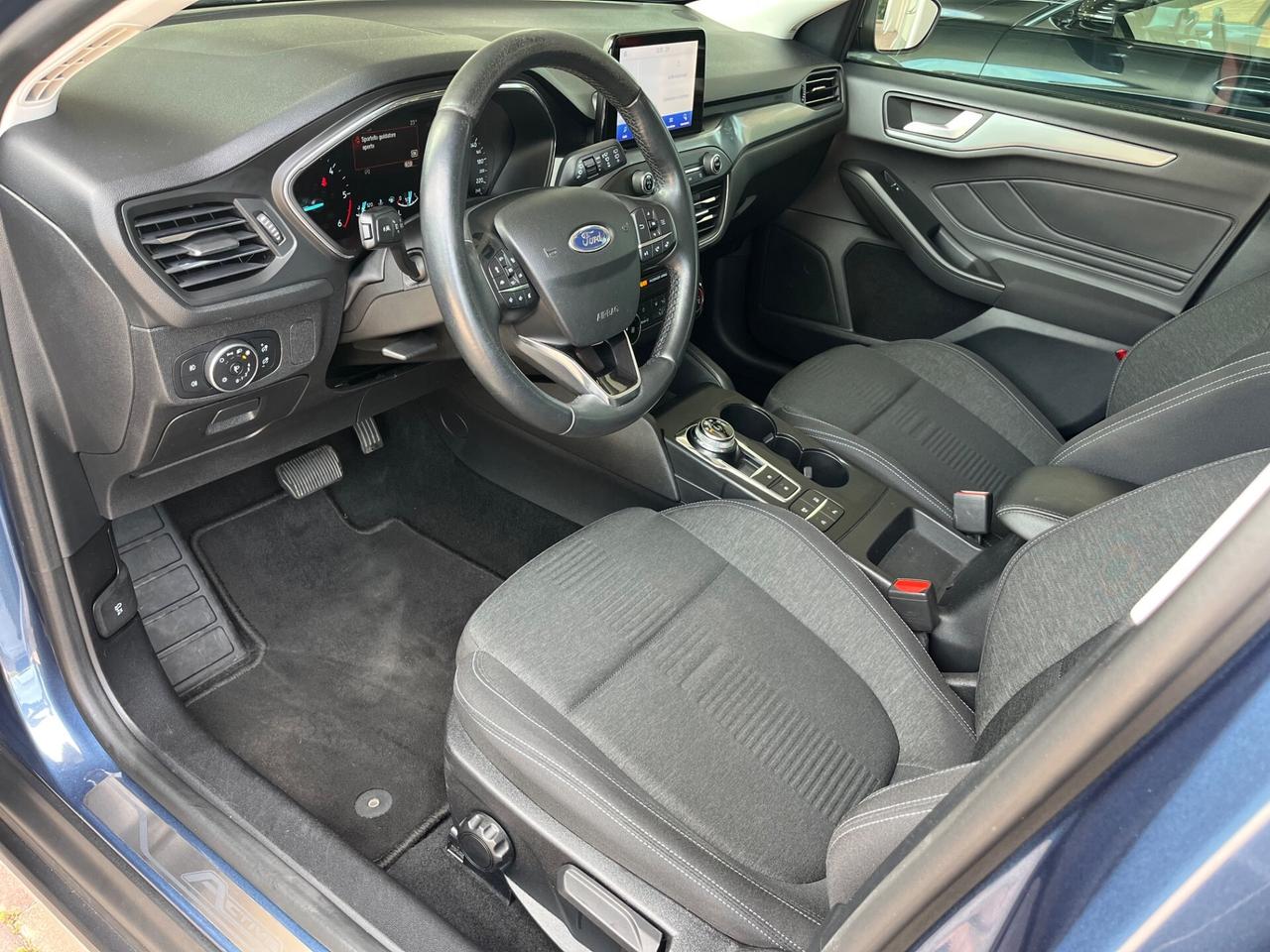 Ford Focus SW 1.5 ecoblue ST-Line 2020 !!