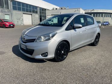 Toyota Yaris Yaris 5p 1.3 Lounge s&s cvt