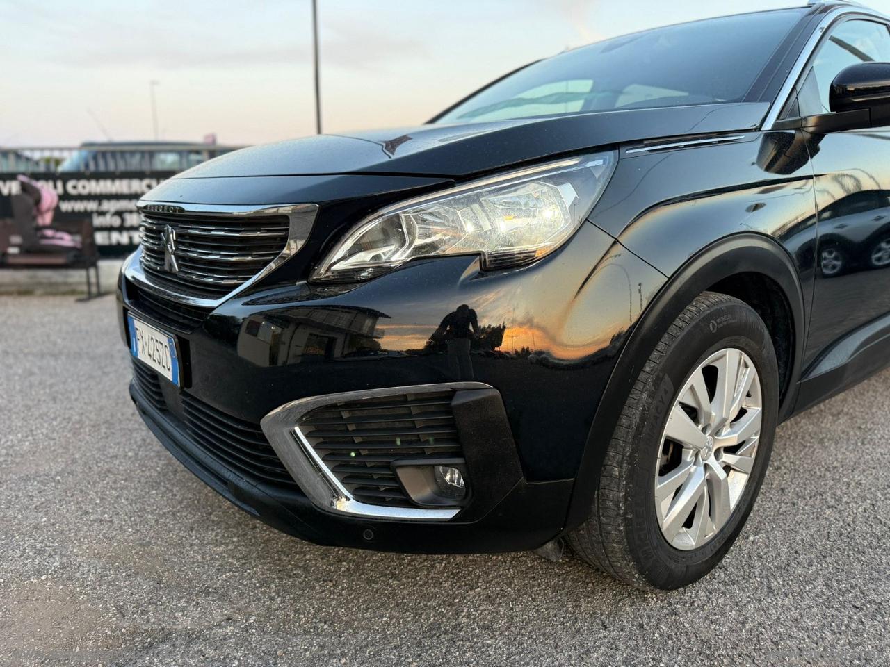 PEUGEOT 5008 BlueHDi 130 S&S EAT8 Allure