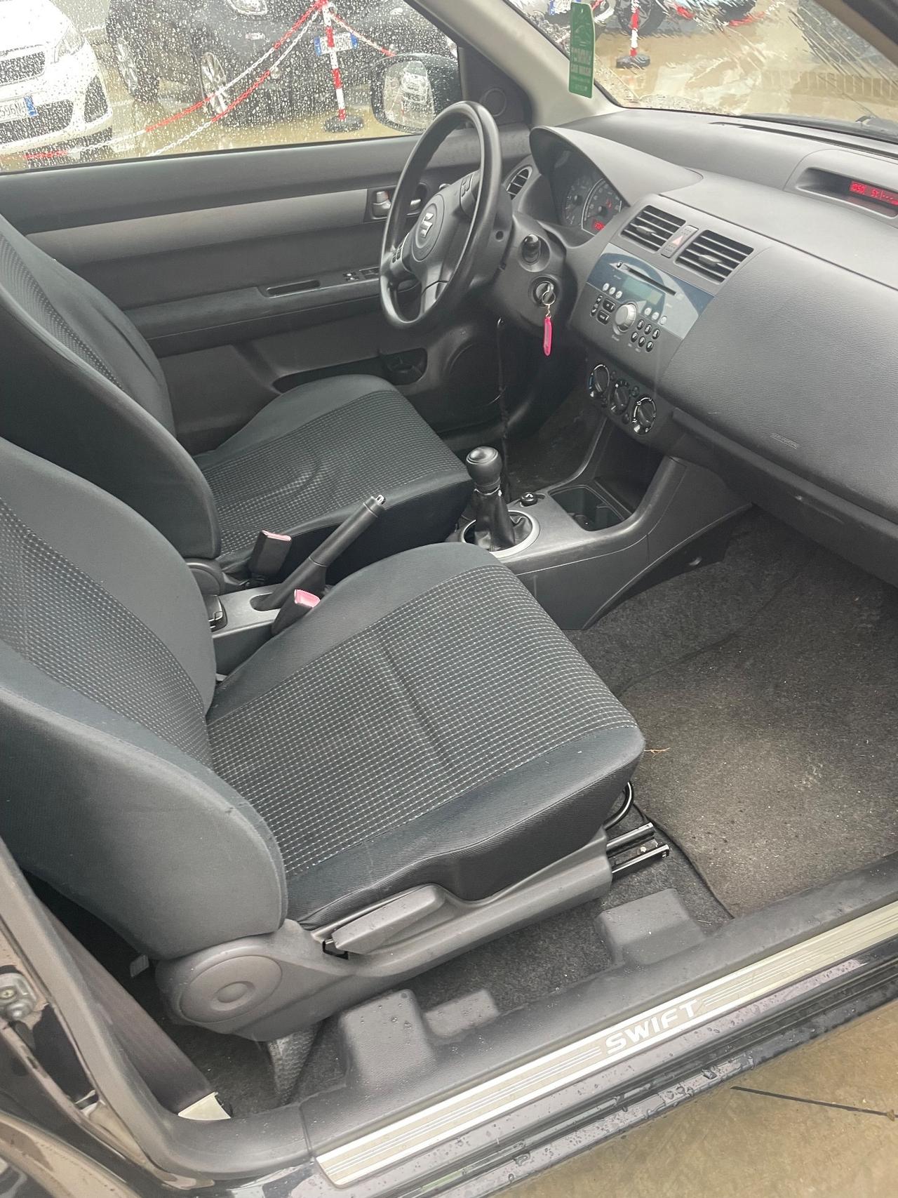 Suzuki Swift 1.3 90Cv Benzina-Gpl