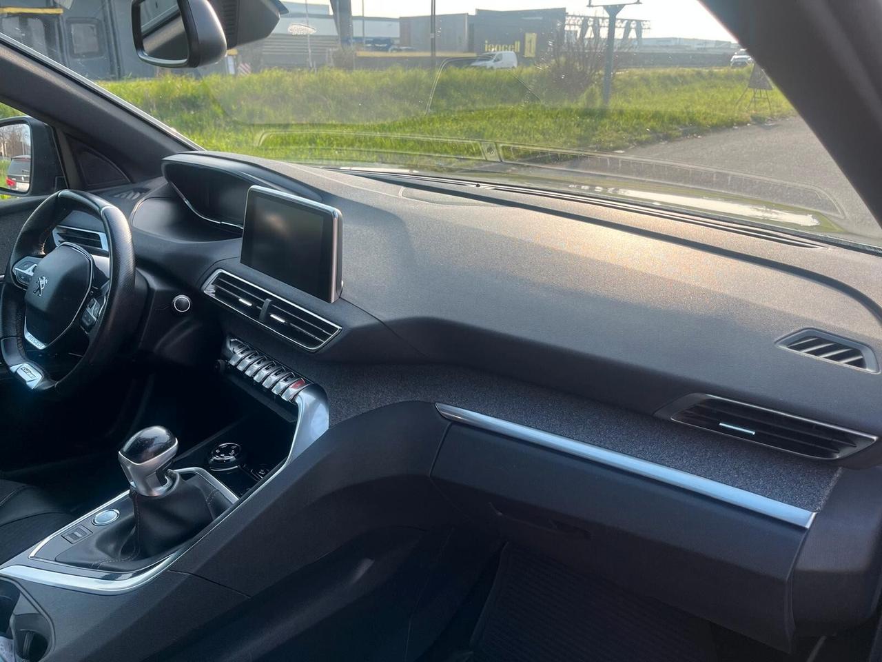 Peugeot 3008 BlueHDi 120 S&S Allure