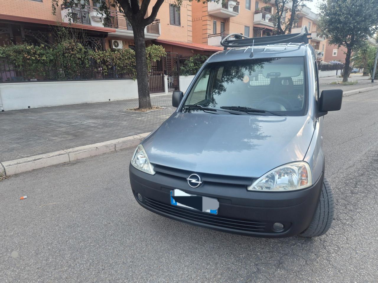 Opel Combo 1.6 94cv metano casa madre 2010