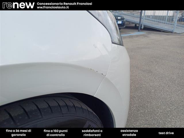 PEUGEOT 208 5 Porte 1.2 PureTech 82cv Signature S&S