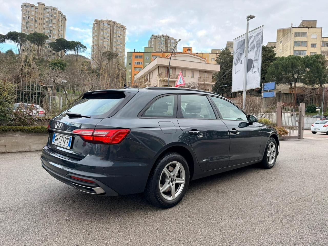 Audi A4 Avant 35 TDI/163 CV S tronic Business