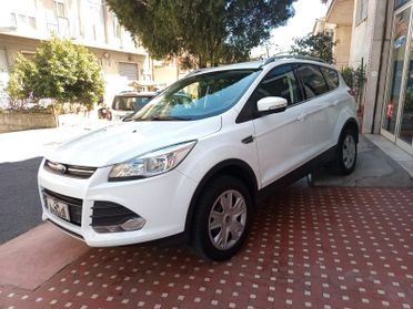 Ford Kuga 2.0 TDCI 140 CV 4WD Titanium