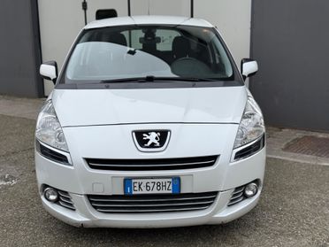 Peugeot 5008 1.6 HDi 112CV Féline