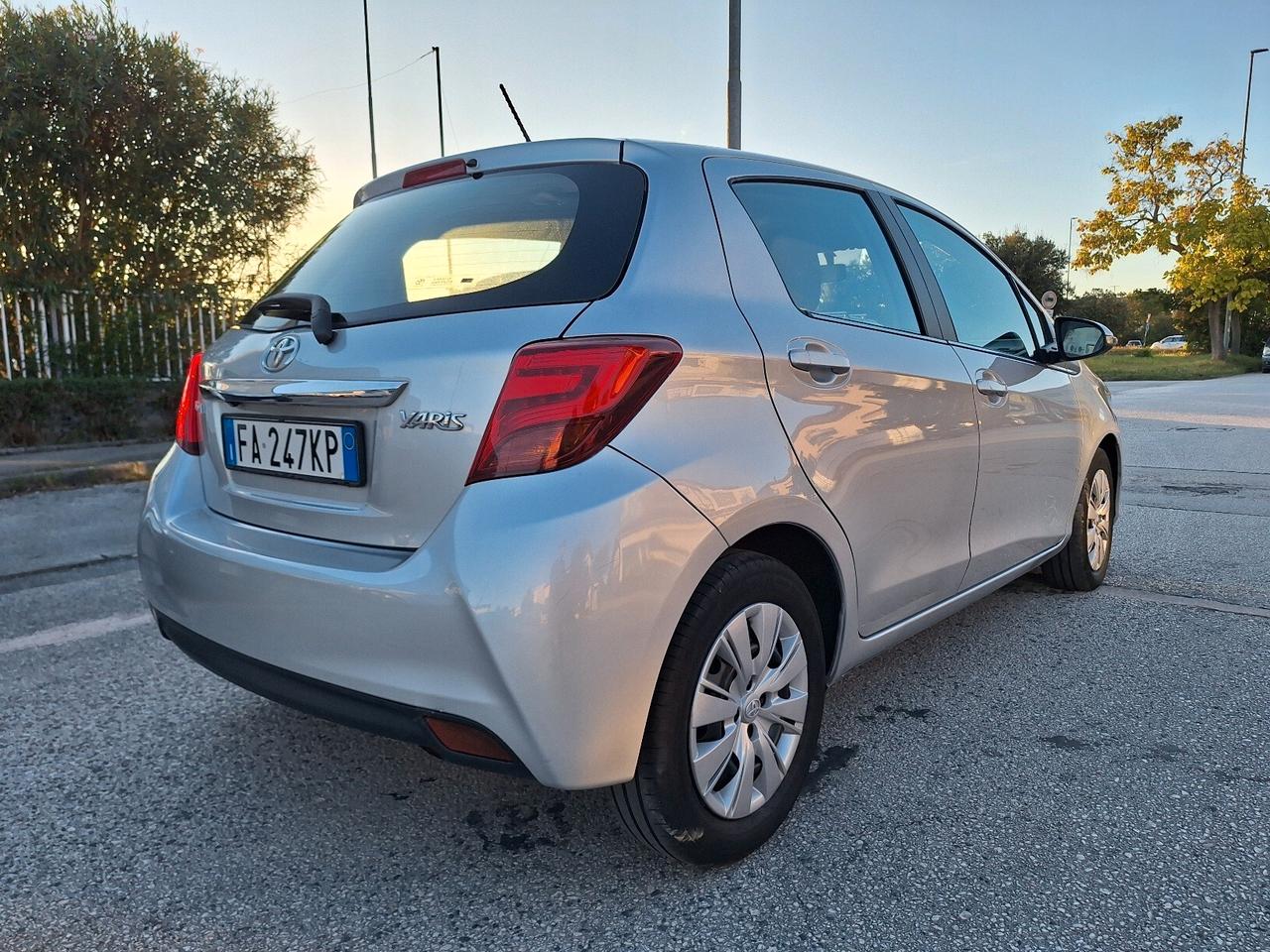 Toyota Yaris 1.4 D-4D 5 porte Active