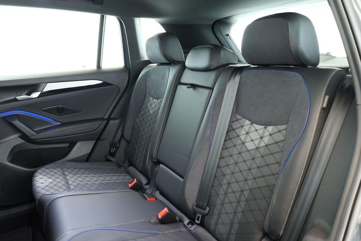 Volkswagen Tiguan 2.0 TDI 150 CV SCR DSG R-Line