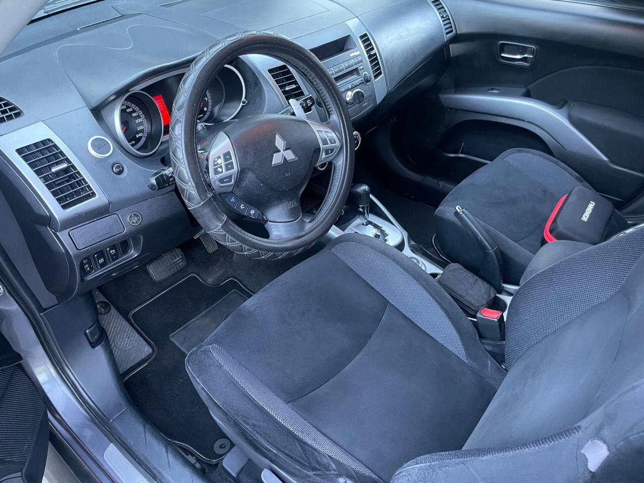 Mitsubishi Outlander 2.4 benzina gpl 7 posti