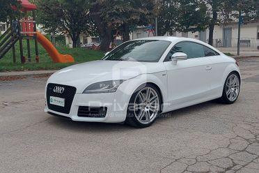 AUDI TT Coupé 2.0 TDI quattro Advanced