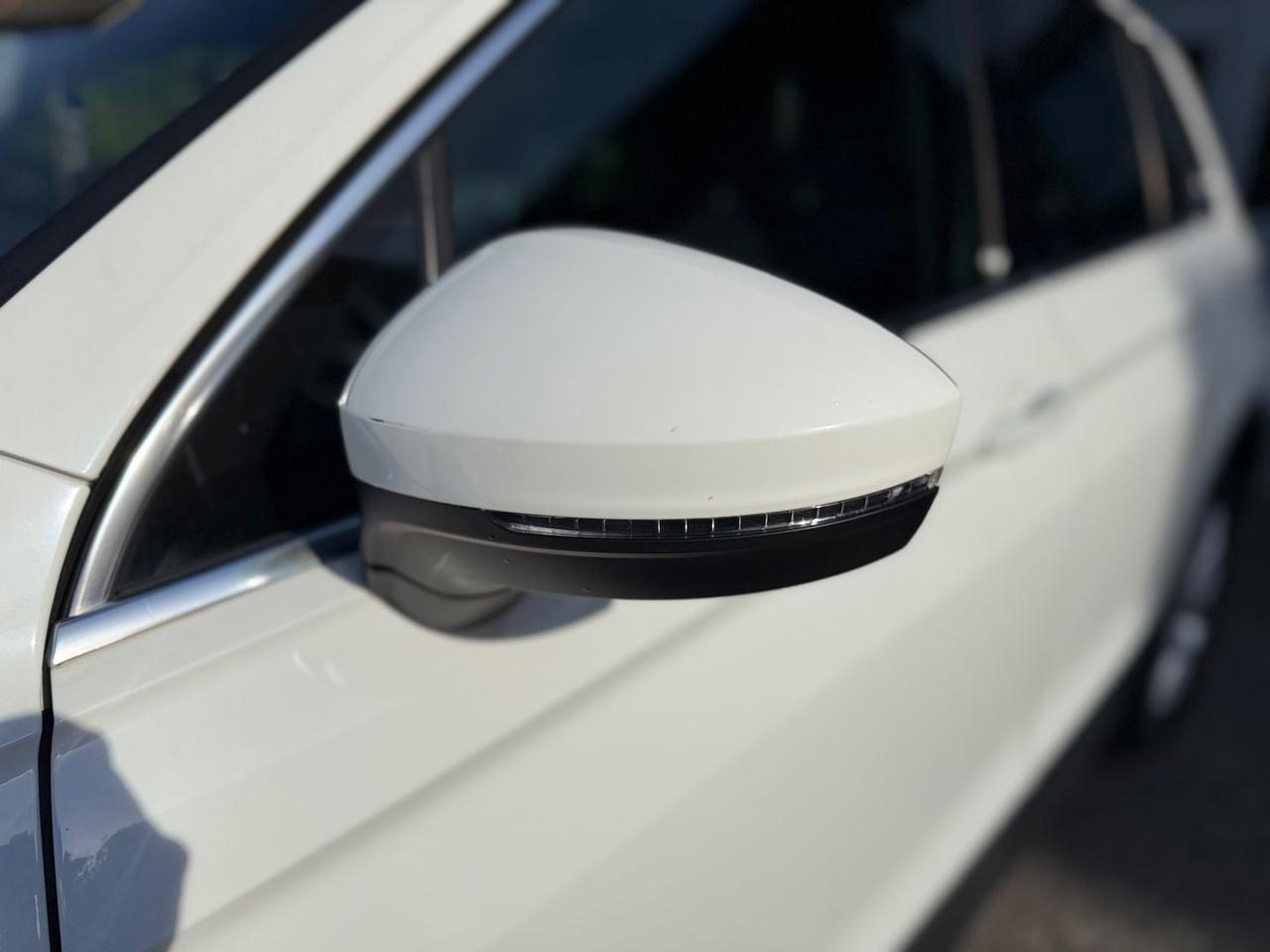 Volkswagen Tiguan Executive 2.0 TDI  #10873