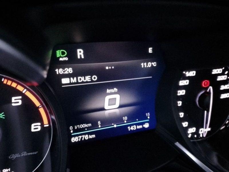 Alfa Romeo Stelvio 2.2 t Executive Q4 210cv auto my19