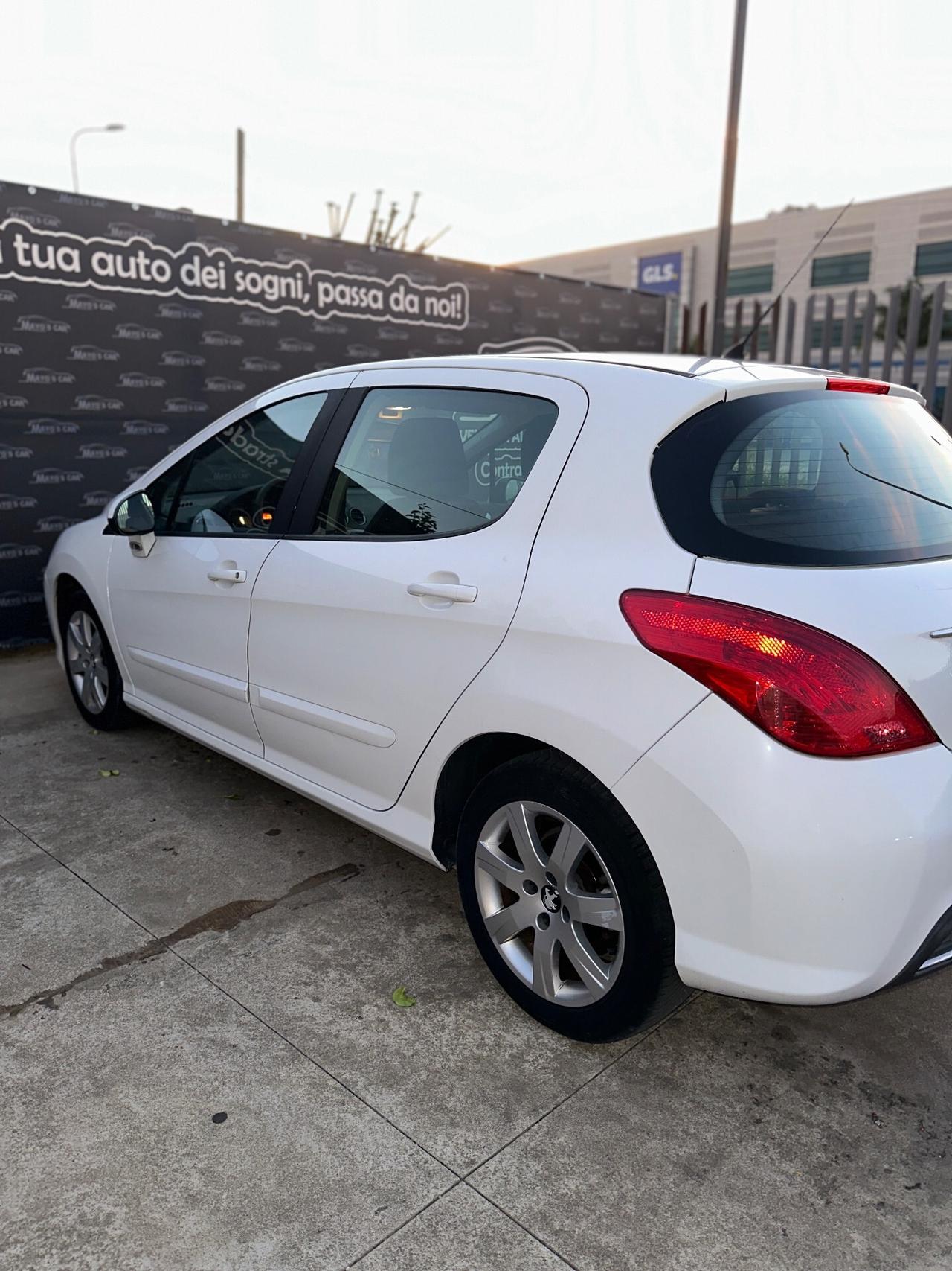 PEUGEOT 308 (anno 2012)