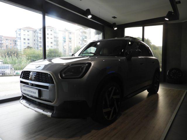 MINI Mini C Favoured Countryman