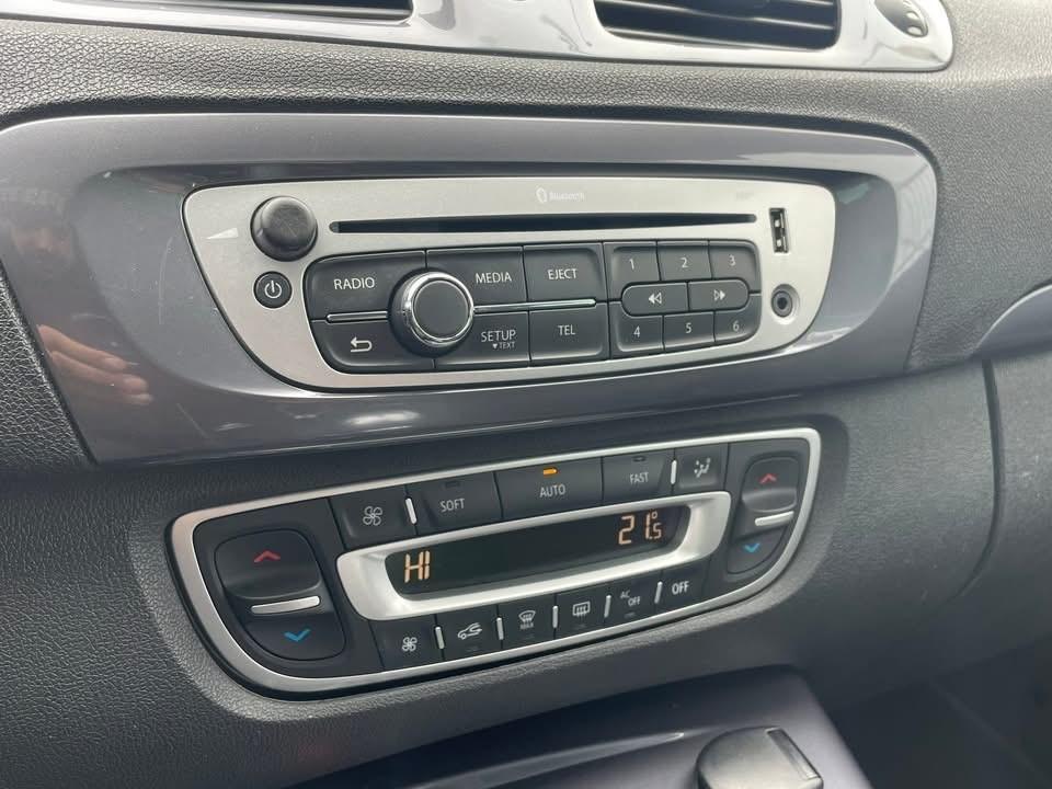 Renault Scenic Scénic XMod Cross 1.5 dCi 110CV