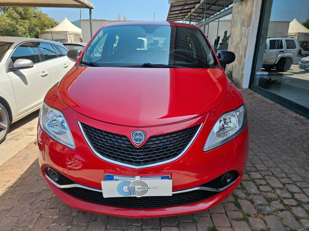 Lancia Ypsilon 1.2 69 CV 5 porte GPL Ecochic Silver