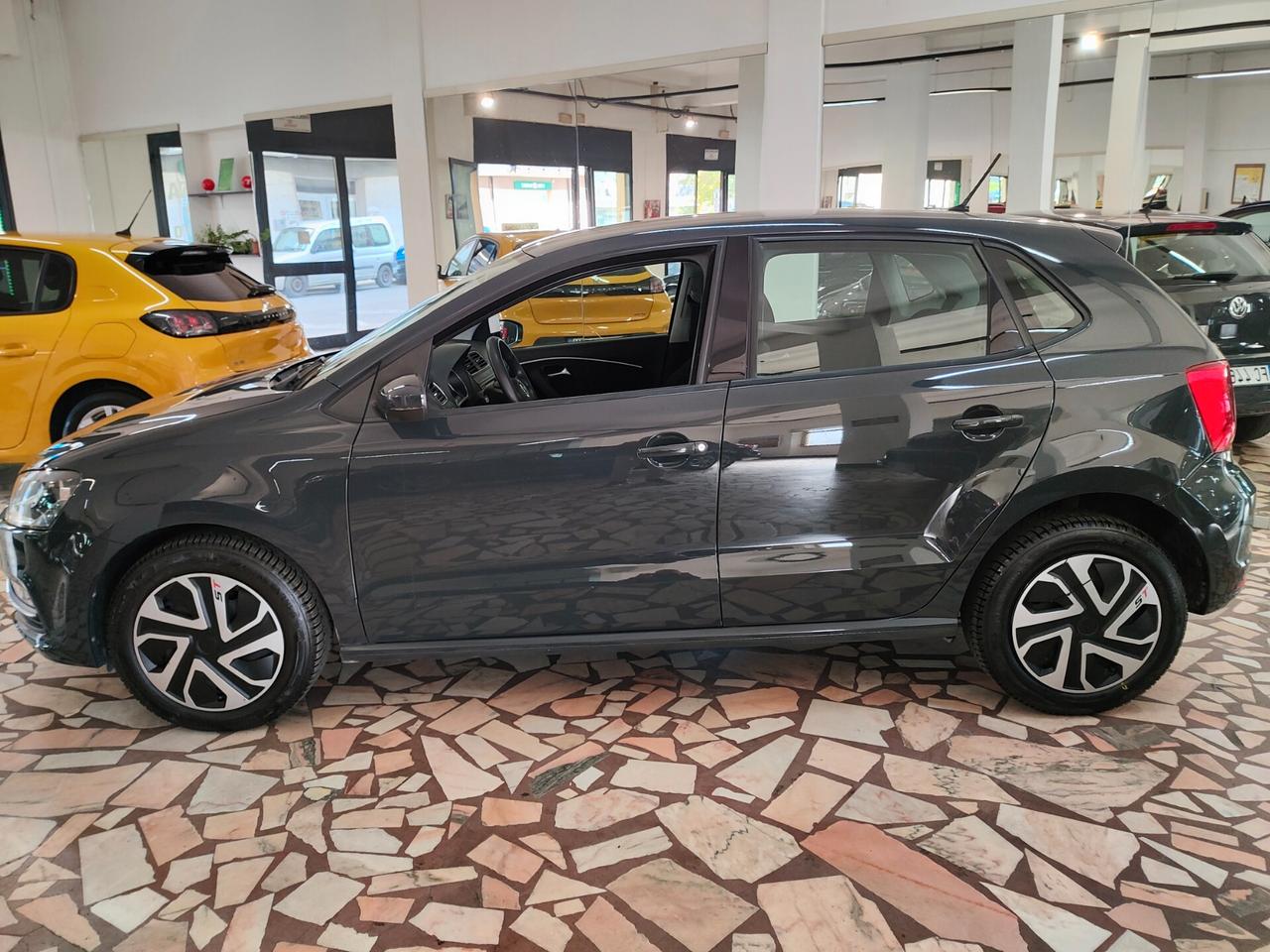 Volkswagen Polo 1.0 MPI 5p. Trendline