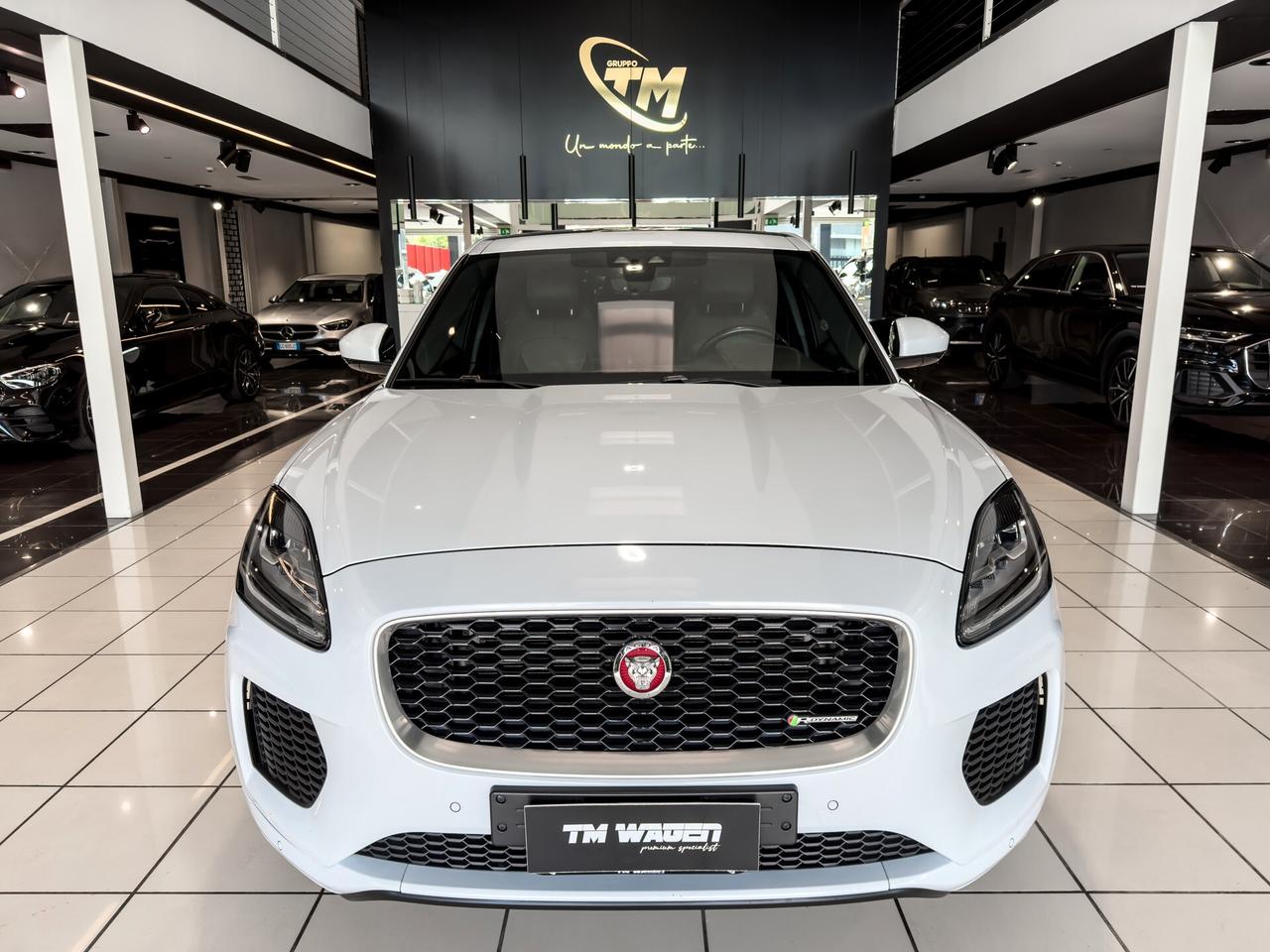 Jaguar E-Pace 2.0d R-Dynamic - TETTO