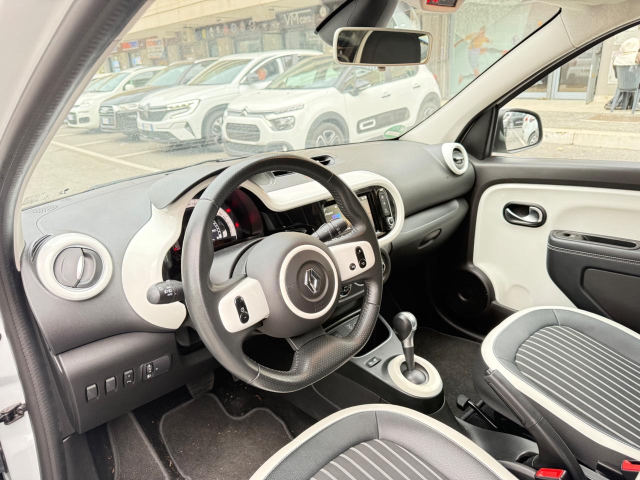 Renault Twingo TCe 95 CV Intens LED PELLE NAVI SEDILI RISCALDATI PDC BLUETOOTH CAR PLAY KAMERA CLIMA AUTOMAT