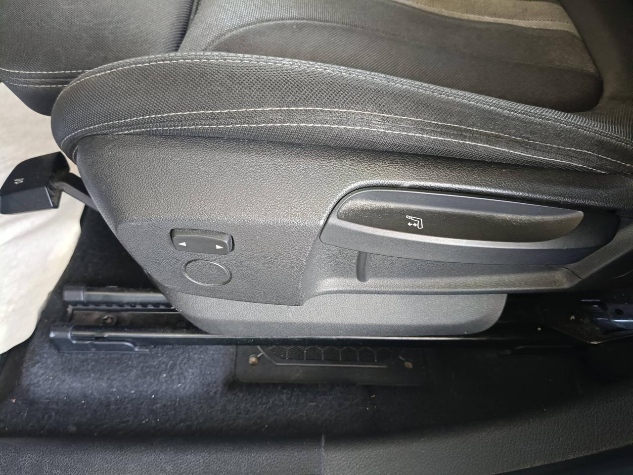 BMW Serie 2 F45 2014 Active Tourer - 218d Active Tourer Sport auto