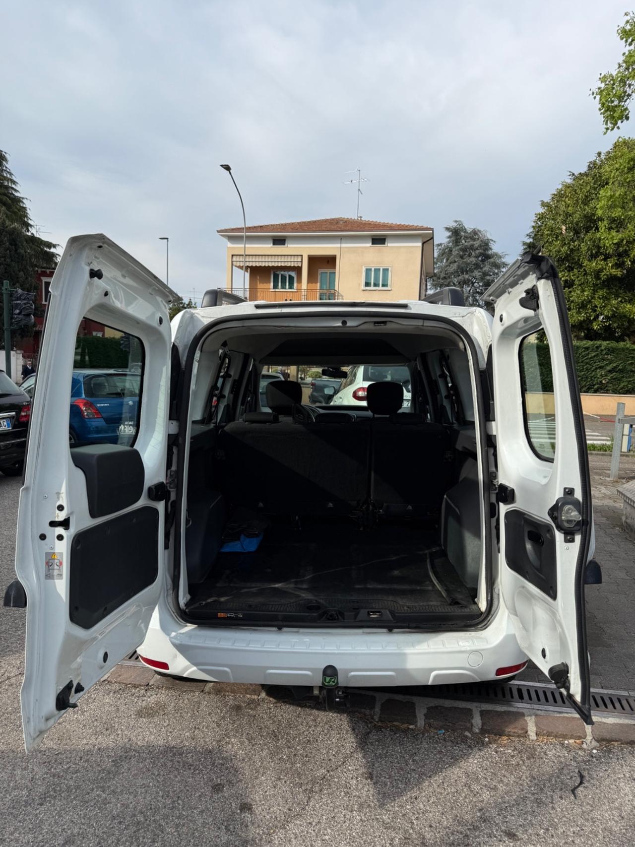 Dacia Dokker 1.5 Blue dCi 8V 95CV Techroad