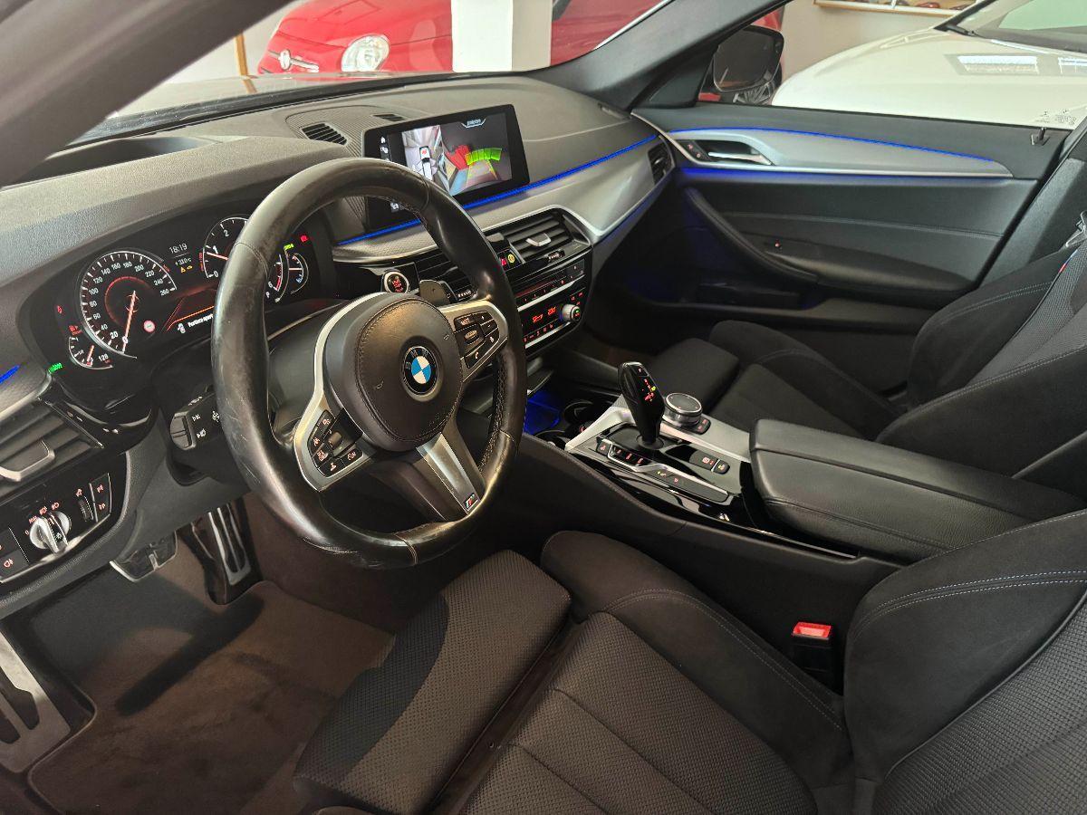 BMW - Serie 5 520 Touring Msport