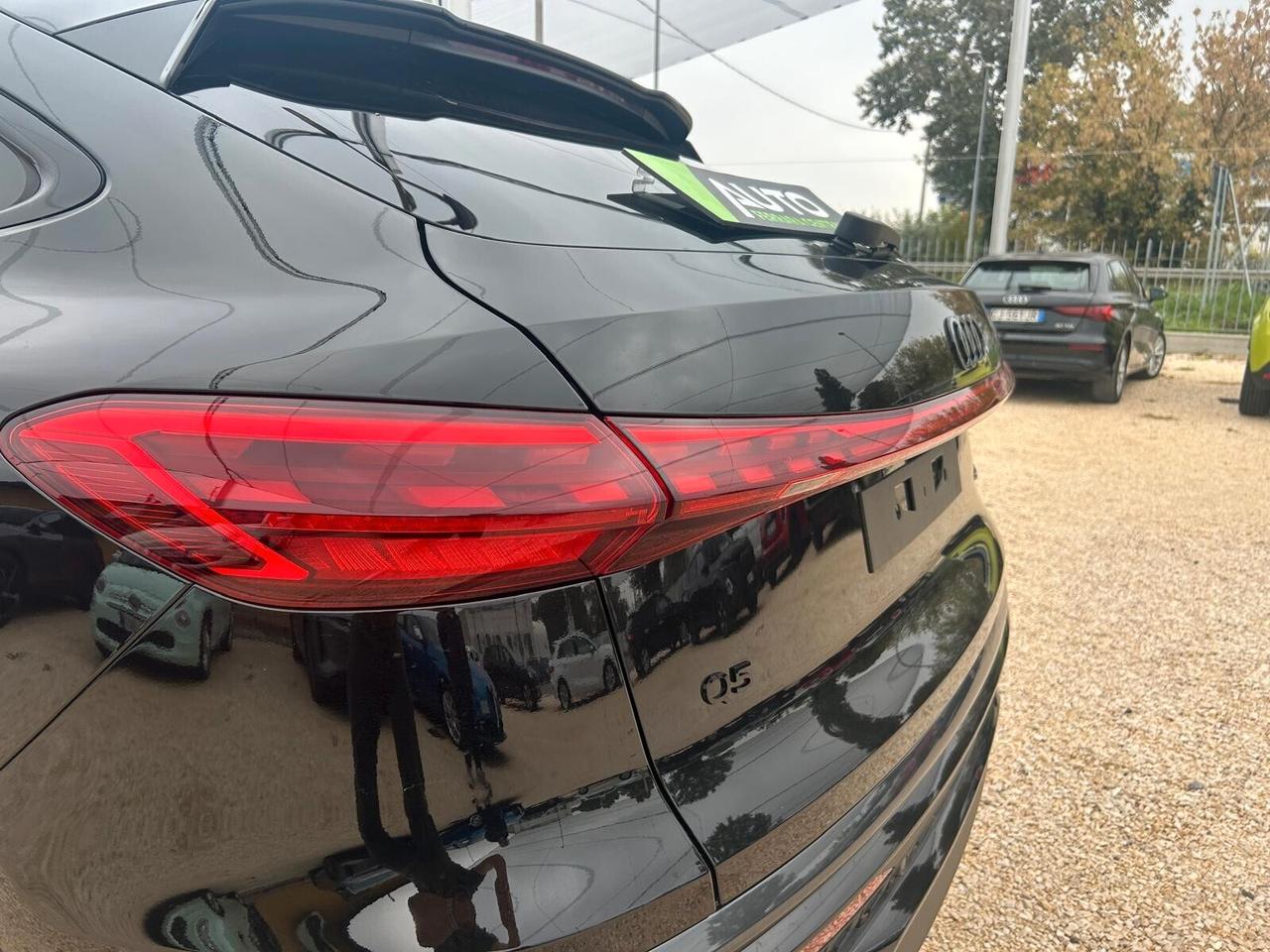 Audi Q5 Total Black TDI 204cv mHEV S tronic quattro S line IVA ESPOSTA NO VINCOLI