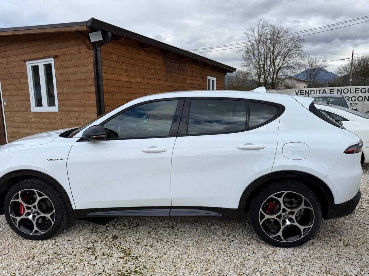 Alfa Romeo Tonale 1.3cc hibryd prezzo solo x oggi
